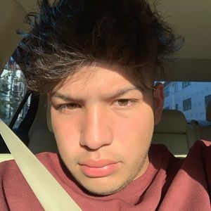 Meet your Posher, Marc